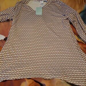 small houndstooth? top